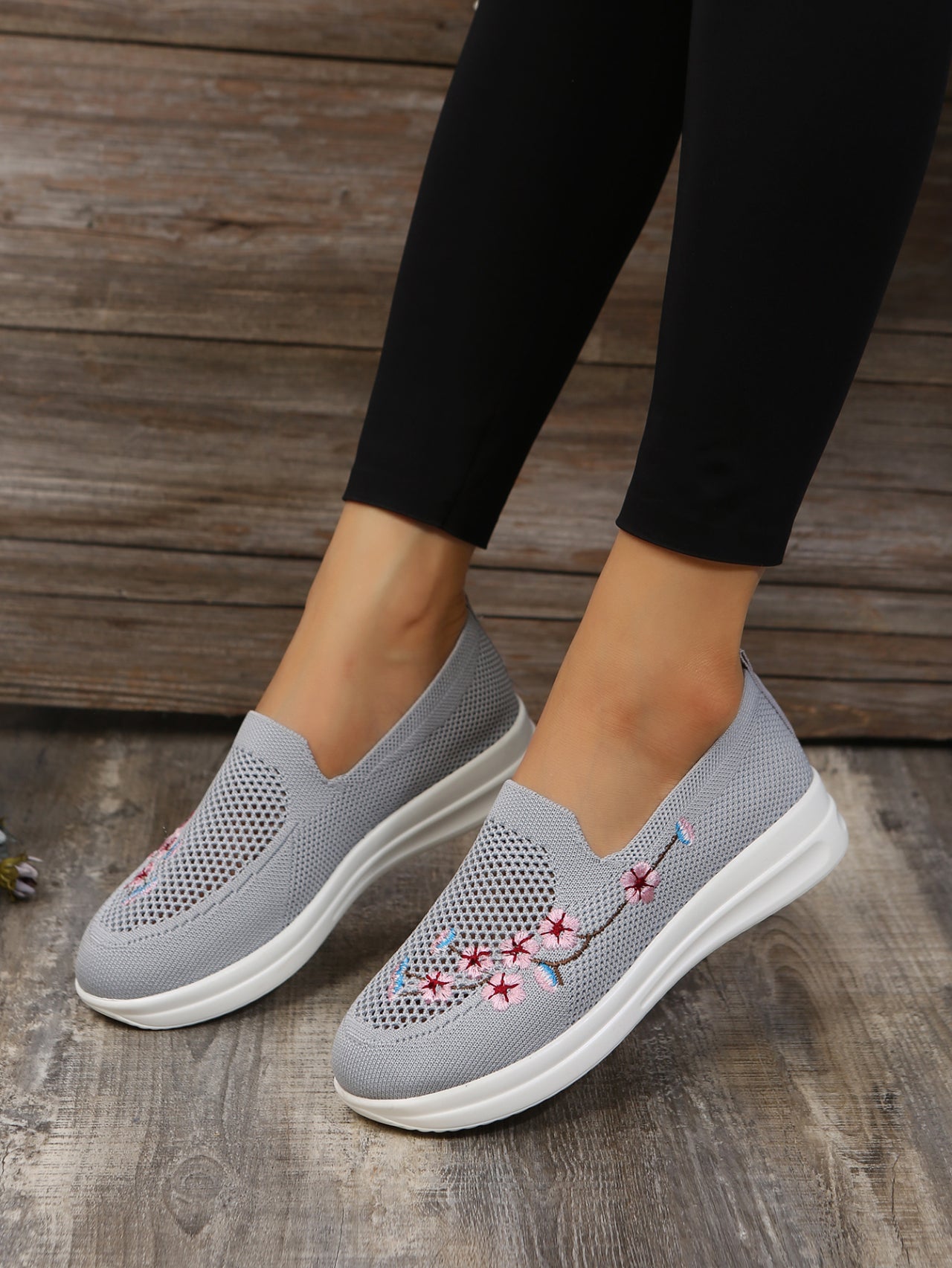 Regia  Orthopedic Sneakers