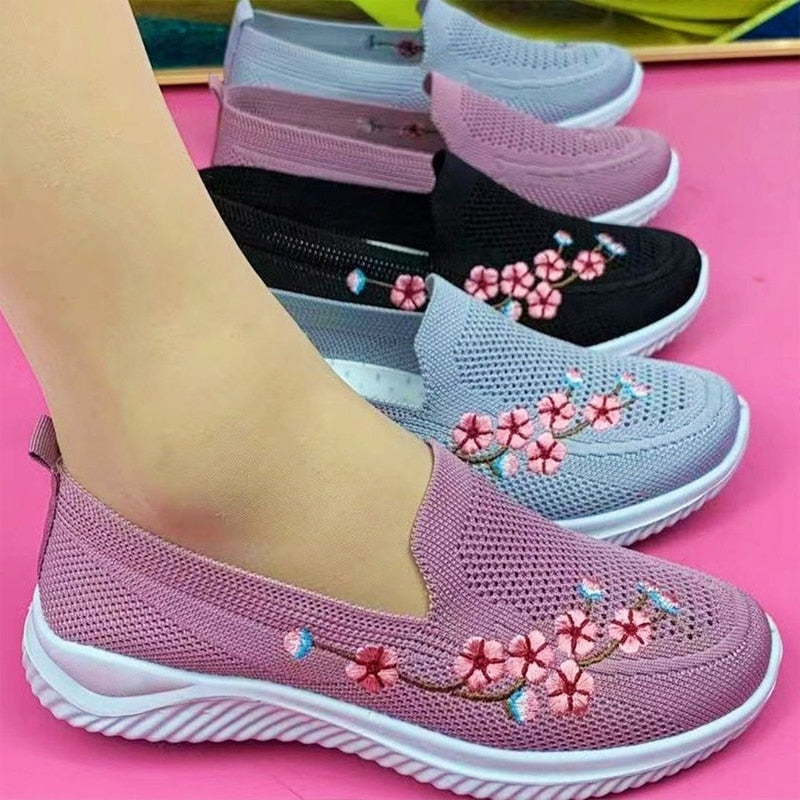 Regia  Orthopedic Sneakers